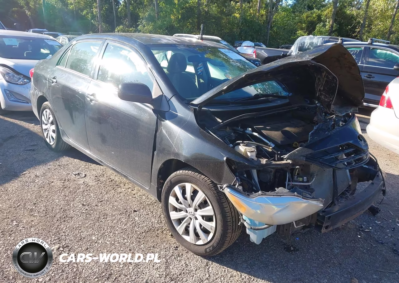 2013 Toyota Corolla Le – zdjęcie 1 z 16