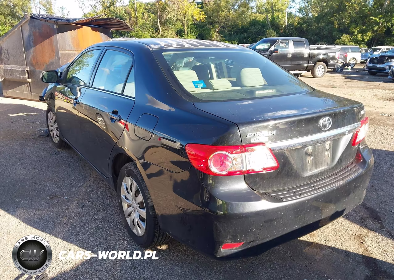2013 Toyota Corolla Le VIN:2T1BU4EE2DC921091 - 3