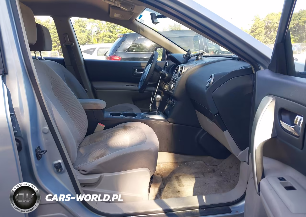 2014 Nissan Rogue Select S VIN:JN8AS5MV2EW203045 - 5