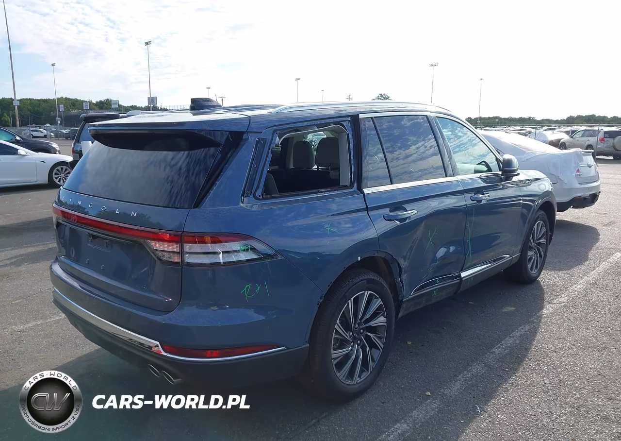 2026 Lincoln Aviator Premiere VIN:5LM5J6XC4TGL06631 - 6