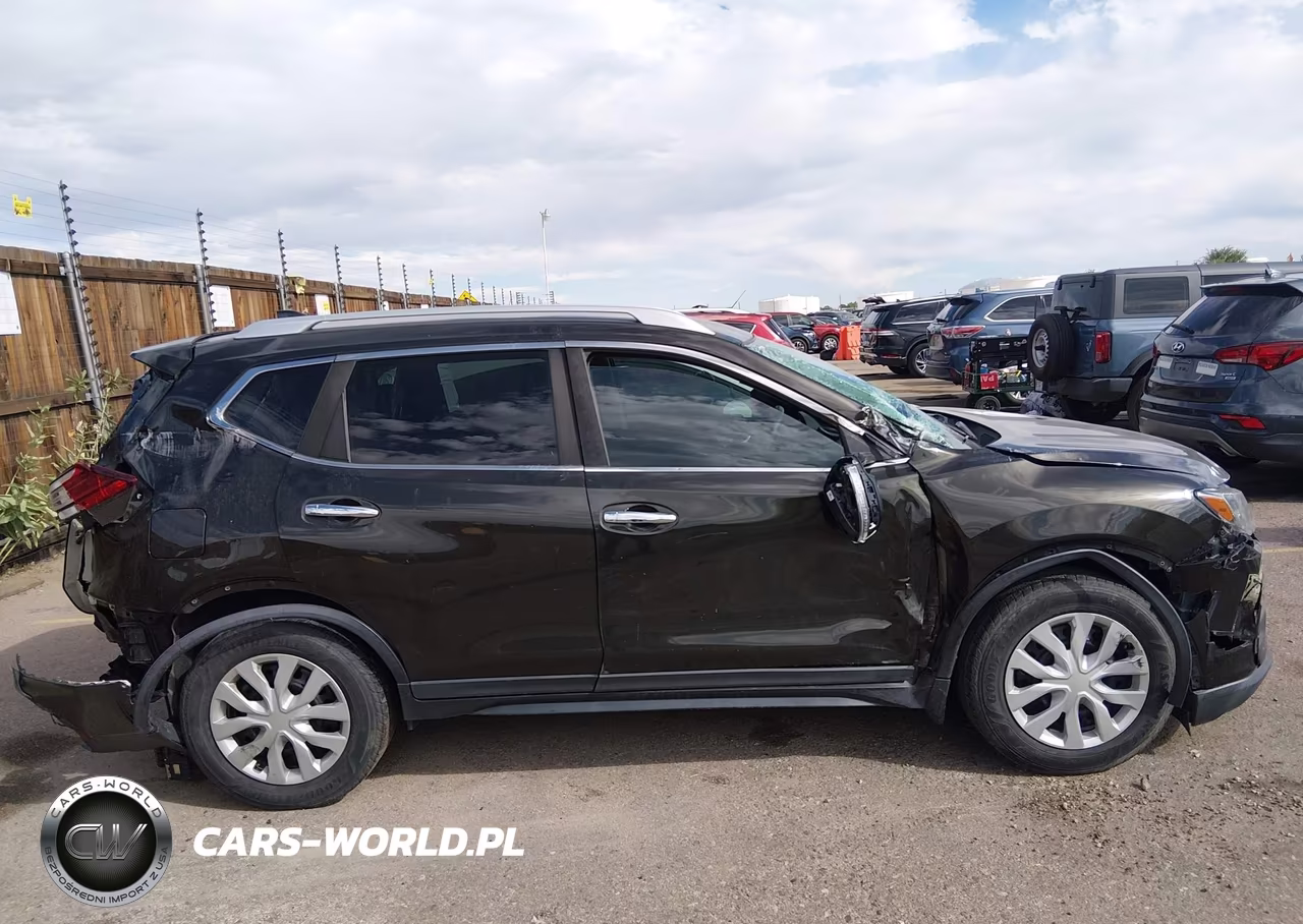 2017 Nissan Rogue S VIN:KNMAT2MV6HP588597 - 13
