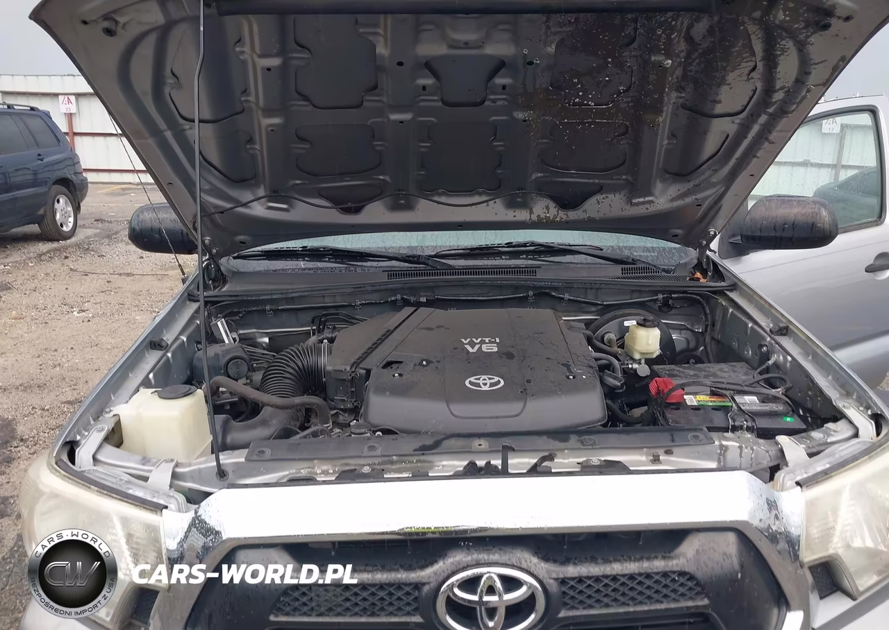 2014 Toyota Tacoma Prerunner V6 VIN:5TFJU4GN0EX058724 - 10