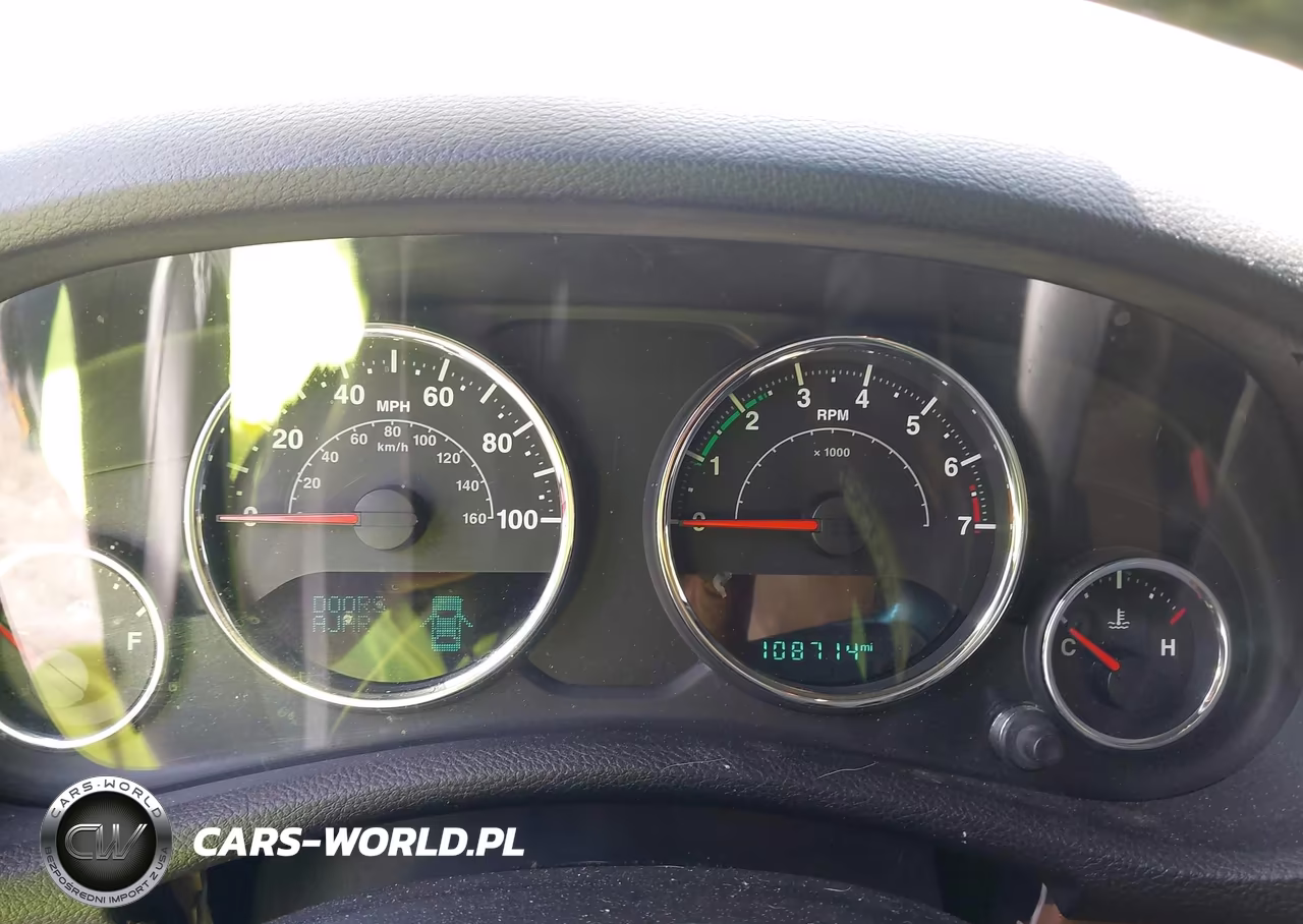 2016 Jeep Wrangler Sahara VIN:1C4AJWBG6GL254951 - 7