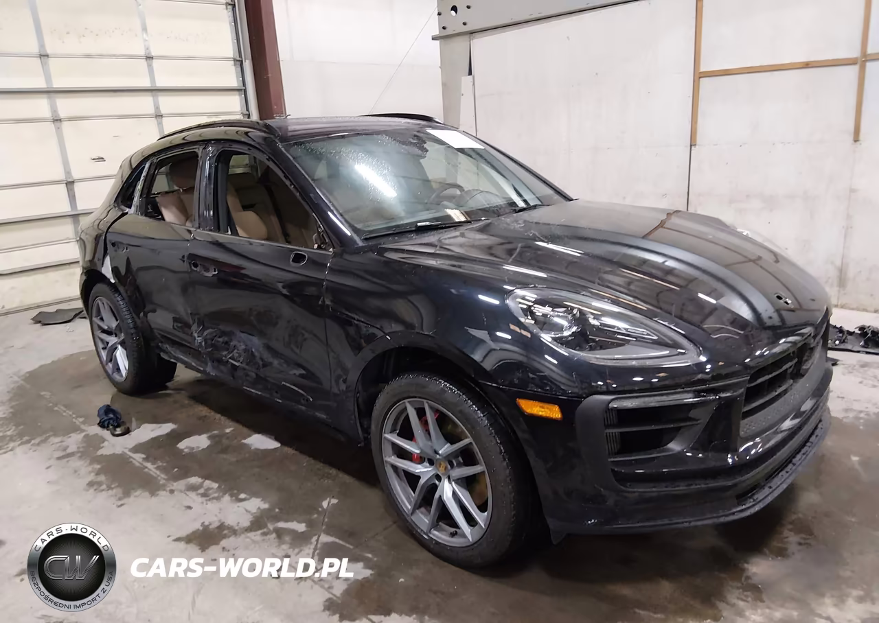 2022 Porsche Macan S