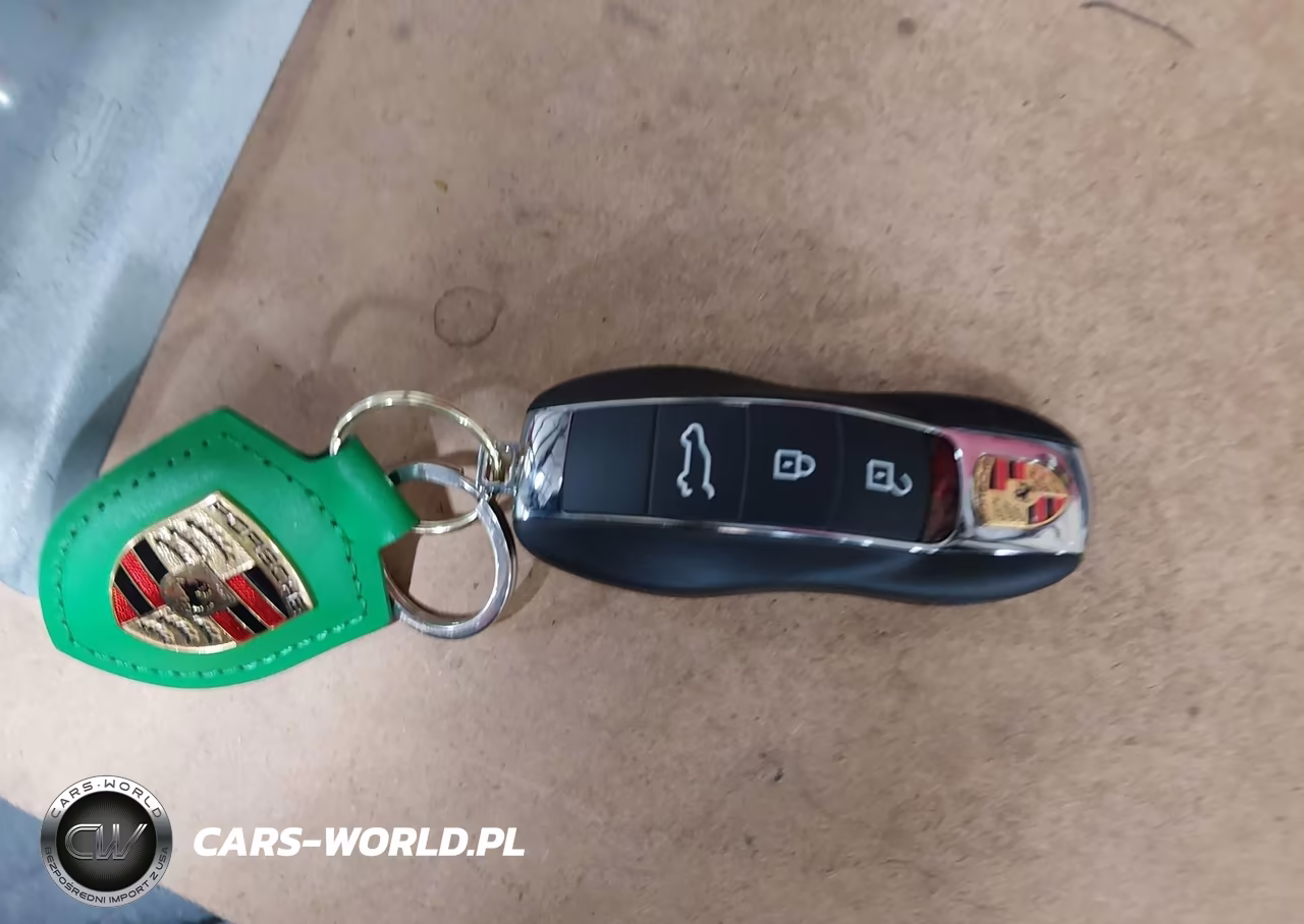 2022 Porsche Macan S VIN:WP1AG2A52NLB24457 - 11