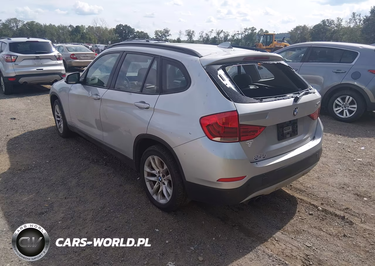 2015 BMW X1 xDrive28I VIN:WBAVL1C59FVY36196 - 3