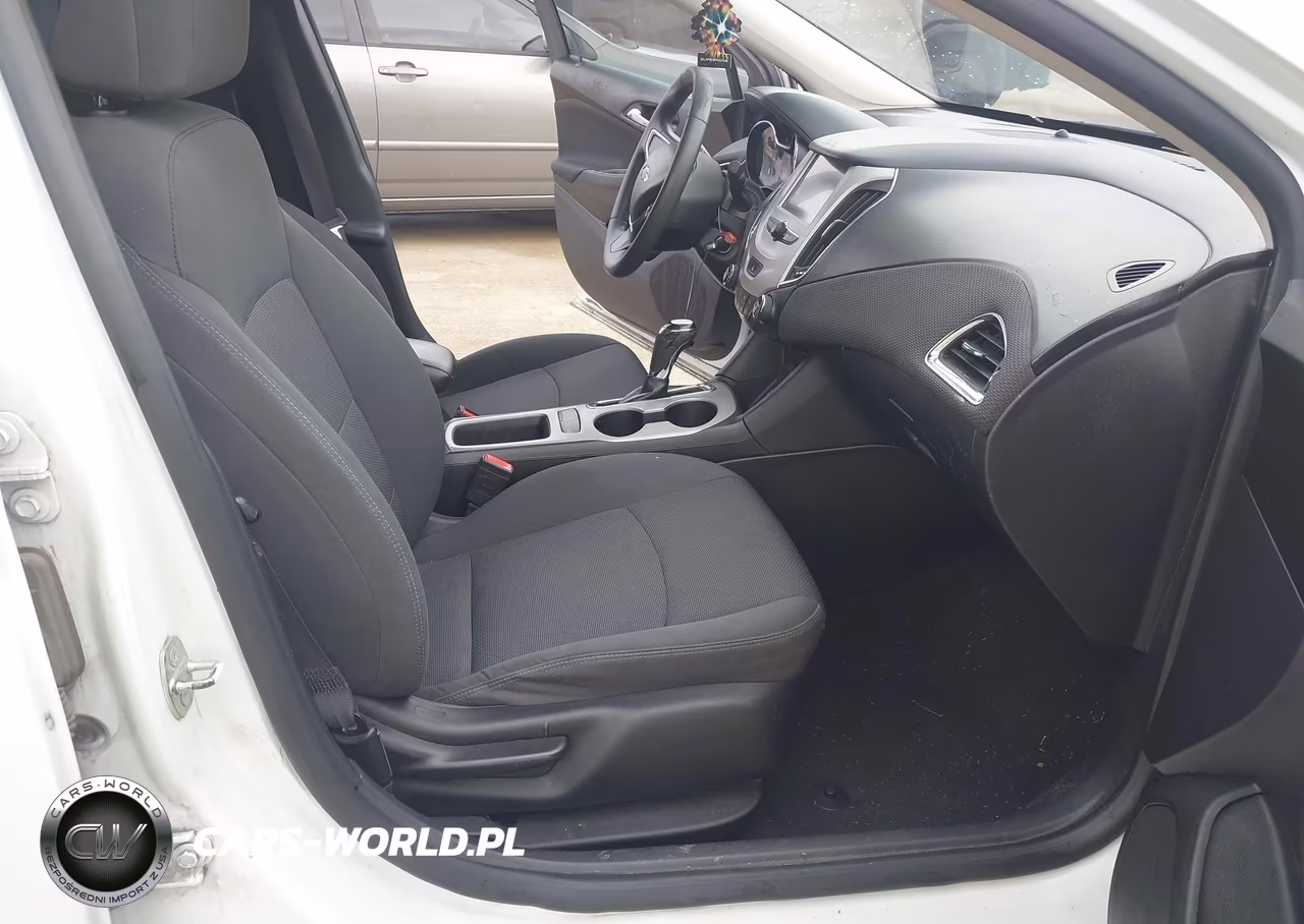 2017 Chevrolet Cruze Ls VIN:1G1BC5SM8H7154559 - 5