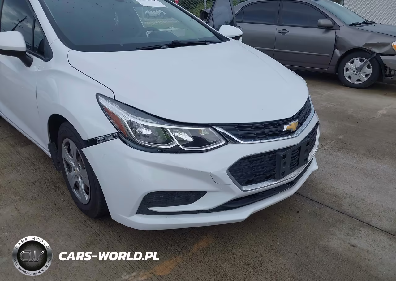 2017 Chevrolet Cruze Ls VIN:1G1BC5SM8H7154559 - 6