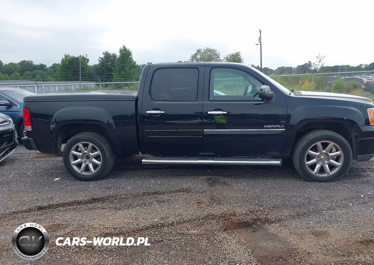 2011 GMC Sierra 1500 Denali VIN:3GTP2XE2XBG153916 - 13