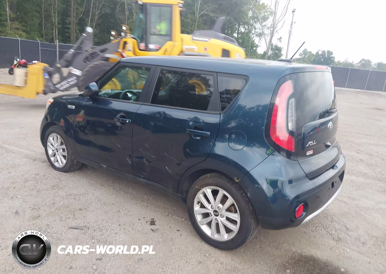 2017 Kia Soul + VIN:KNDJP3A53H7429762 - 3
