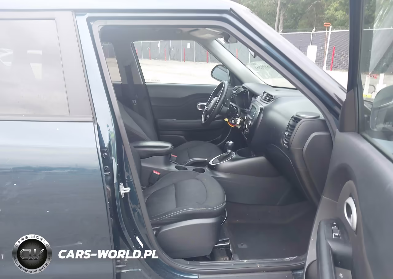 2017 Kia Soul + VIN:KNDJP3A53H7429762 - 5