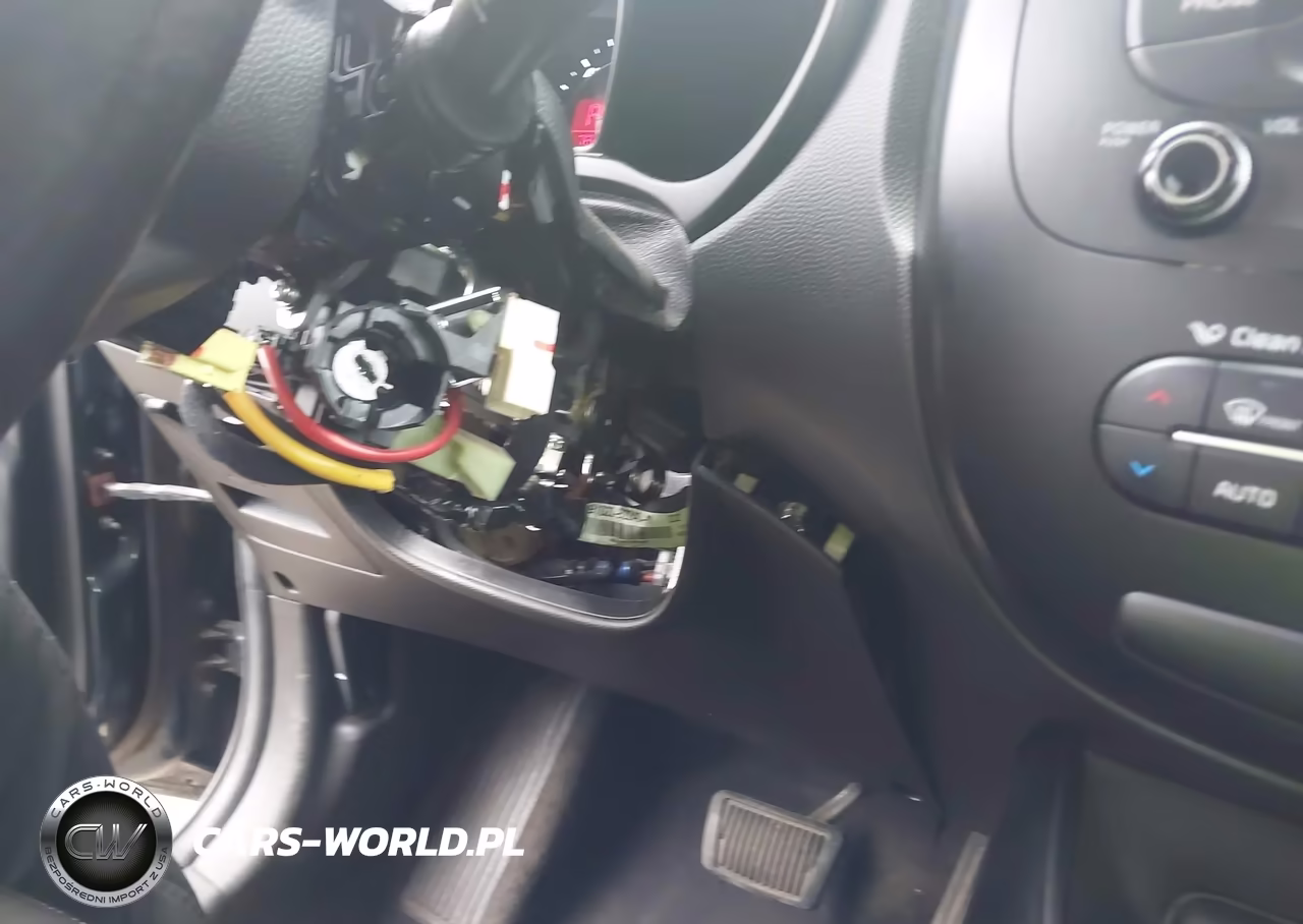 2017 Kia Soul + VIN:KNDJP3A53H7429762 - 6