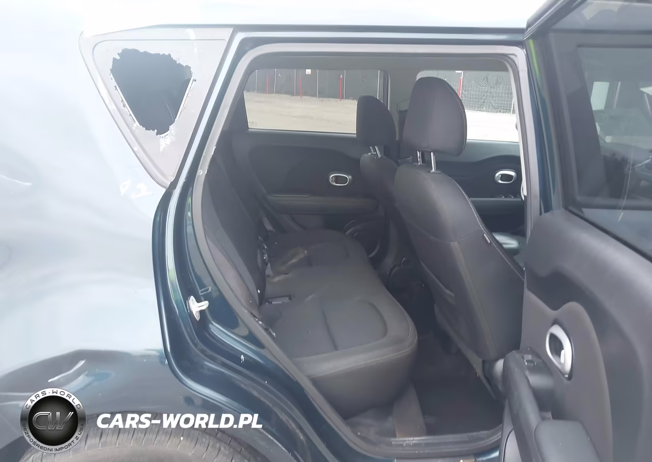 2017 Kia Soul + VIN:KNDJP3A53H7429762 - 8