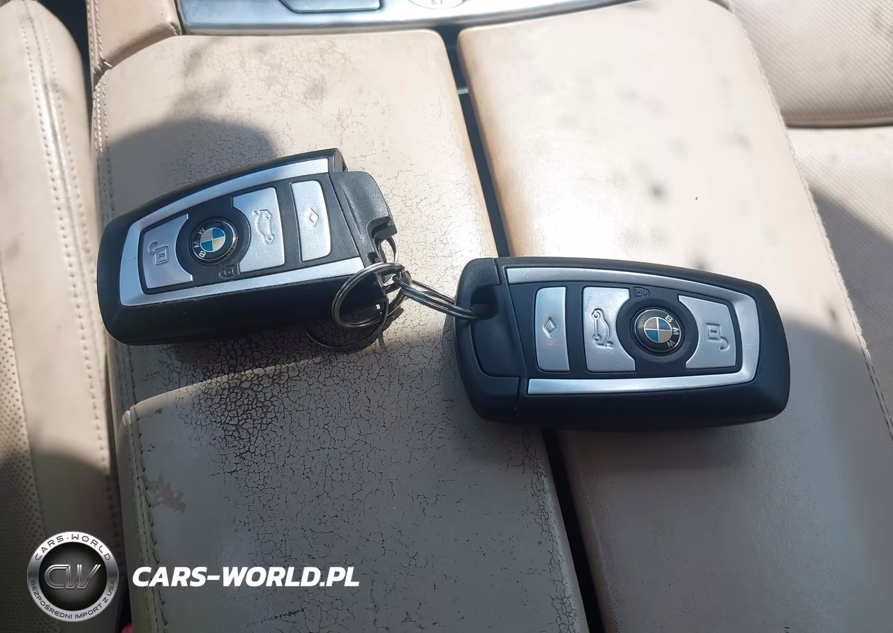 2012 BMW 750Li xDrive VIN:WBAKC8C54CC434993 - 11