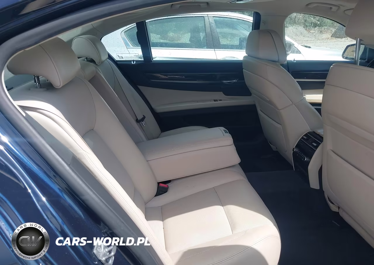 2012 BMW 750Li xDrive VIN:WBAKC8C54CC434993 - 8