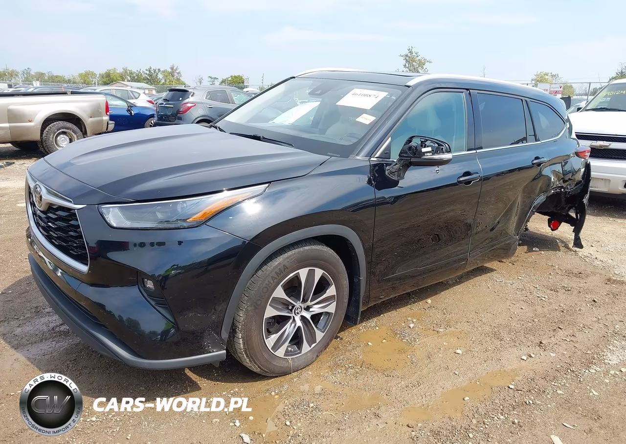 2022 Toyota Highlander Xle VIN:5TDGZRBH4NS203568 - 2