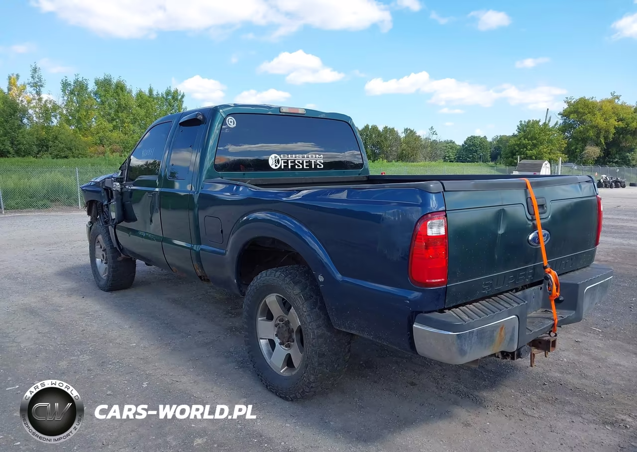 2011 Ford F-250 Xlt VIN:1FT7X2B60BEB44306 - 3