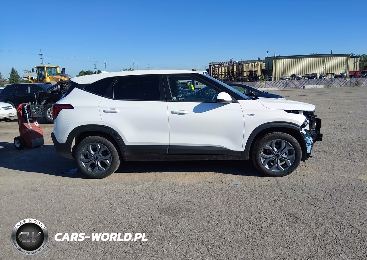 2026 Kia Seltos Lx VIN:KNDEP2AAXT7880933 - 13