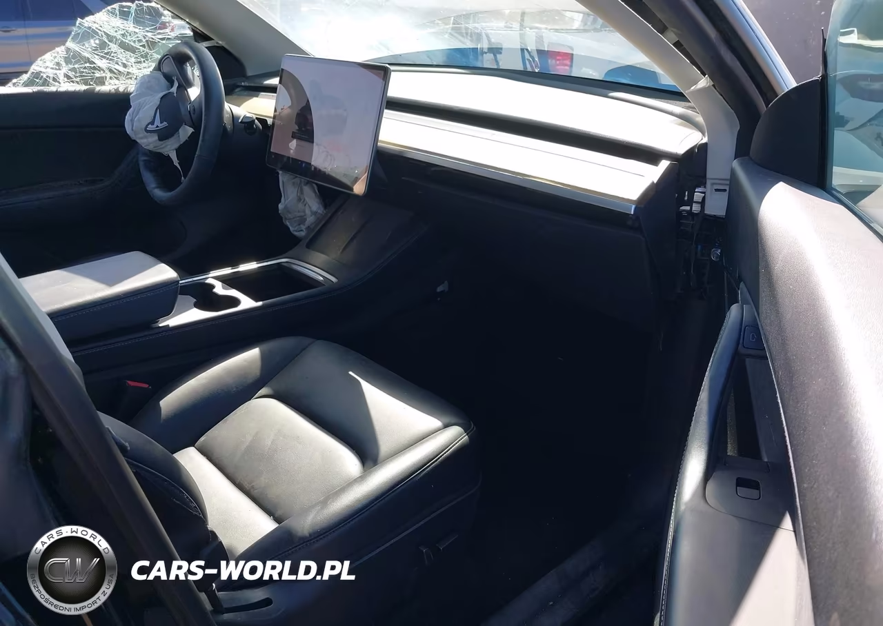 2022 Tesla Model Y Long Range Dual Motor All-Wheel Drive VIN:7SAYGAEE2NF377398 - 5