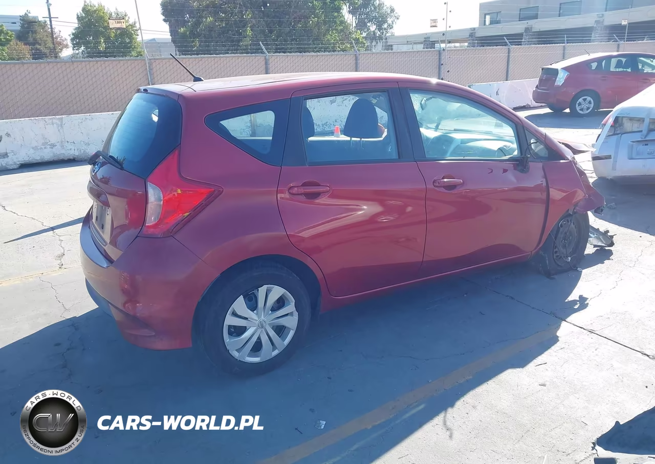 2017 Nissan Versa Note S Plus VIN:3N1CE2CP0HL378498 - 4