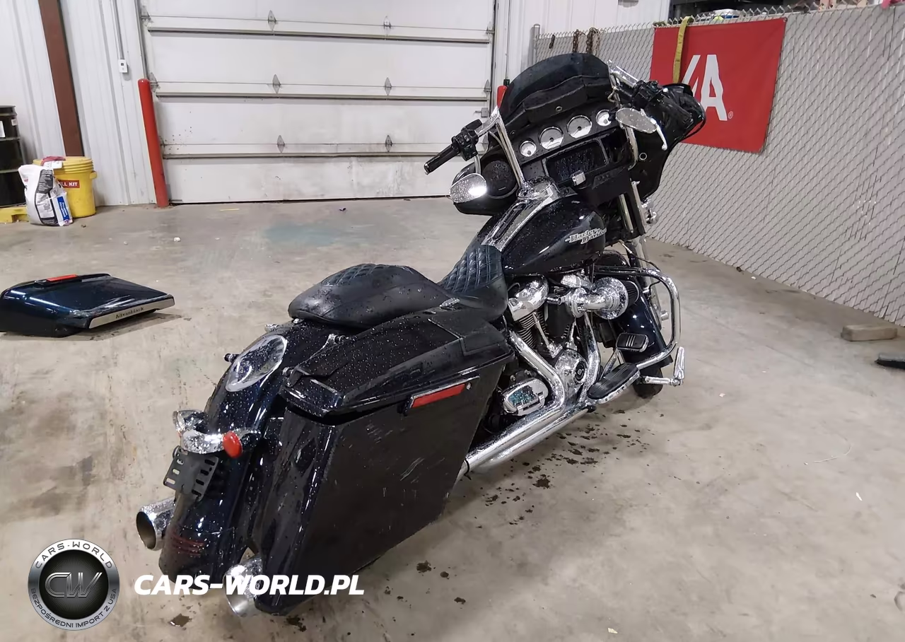 2019 Harley-Davidson Flhx VIN:1HD1KBC10KB605625 - 4