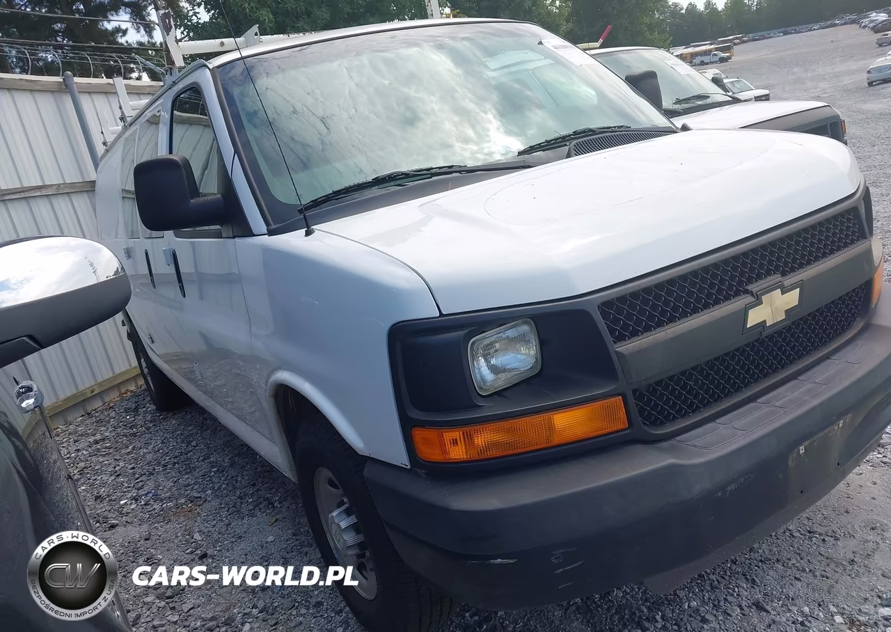 2015 Chevrolet Express 2500 Work Van VIN:1GCWGGCF6F1258069 - 1