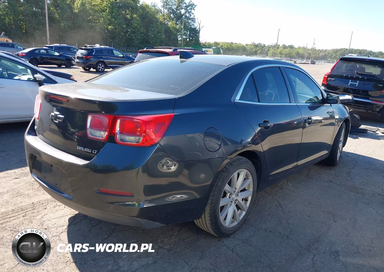 2015 Chevrolet Malibu 2Lt VIN:1G11D5SL8FF142737 - 4