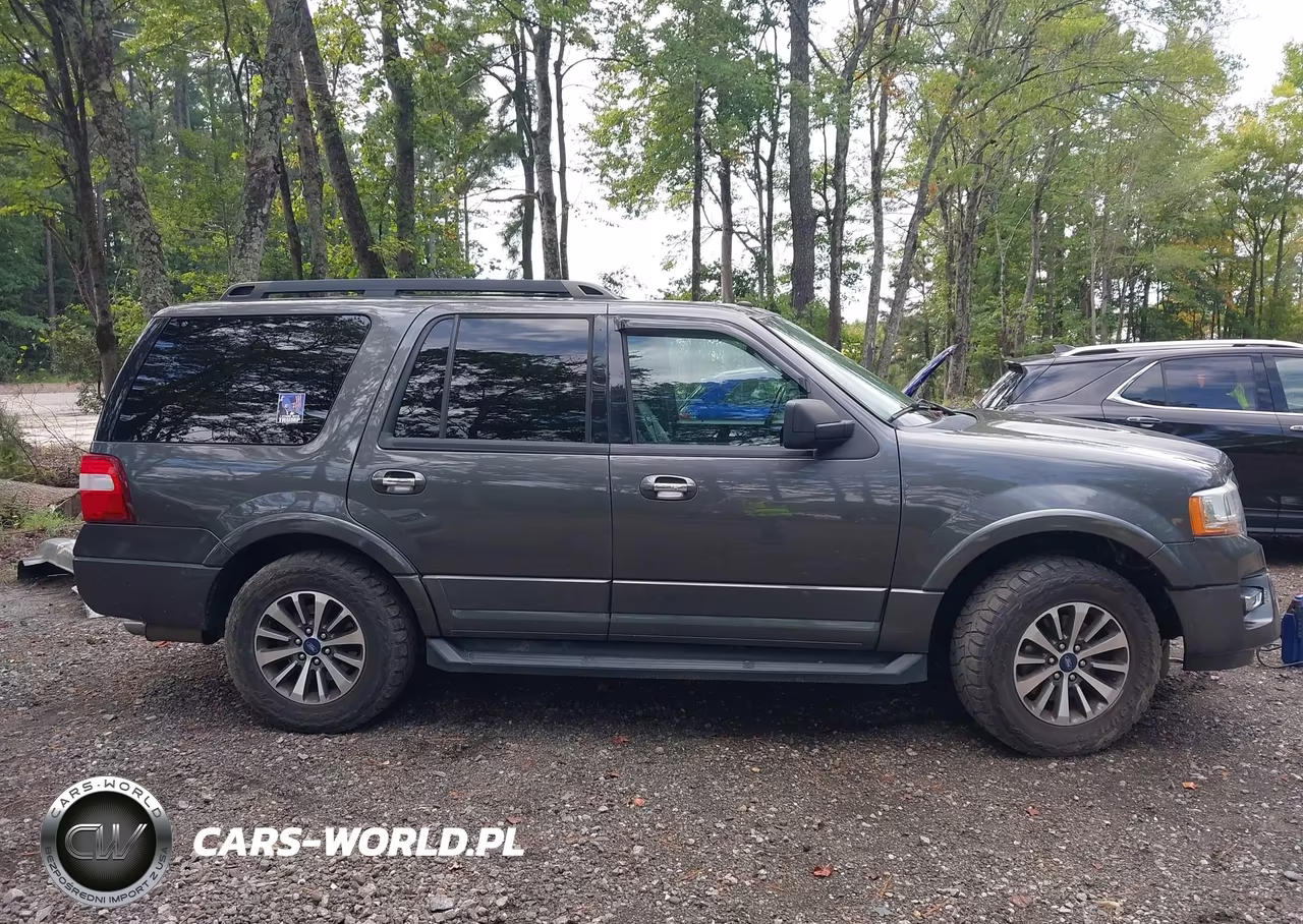 2017 Ford Expedition Xlt VIN:1FMJU1JT4HEA00116 - 14