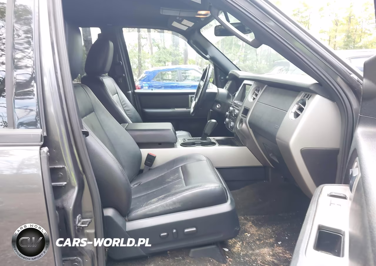 2017 Ford Expedition Xlt VIN:1FMJU1JT4HEA00116 - 5