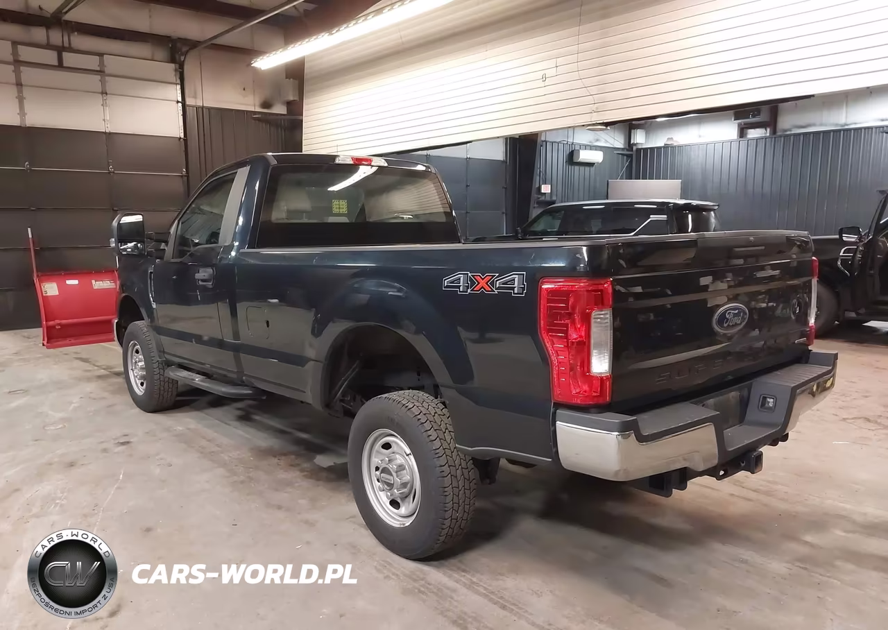 2018 Ford F-250 Xl VIN:1FTBF2B6XJEC48703 - 3
