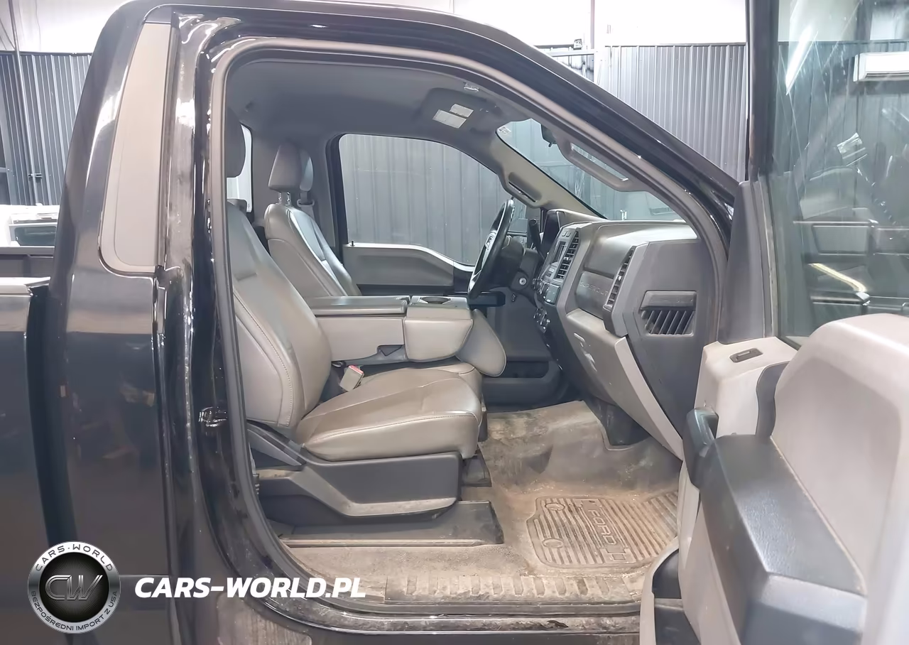 2018 Ford F-250 Xl VIN:1FTBF2B6XJEC48703 - 5