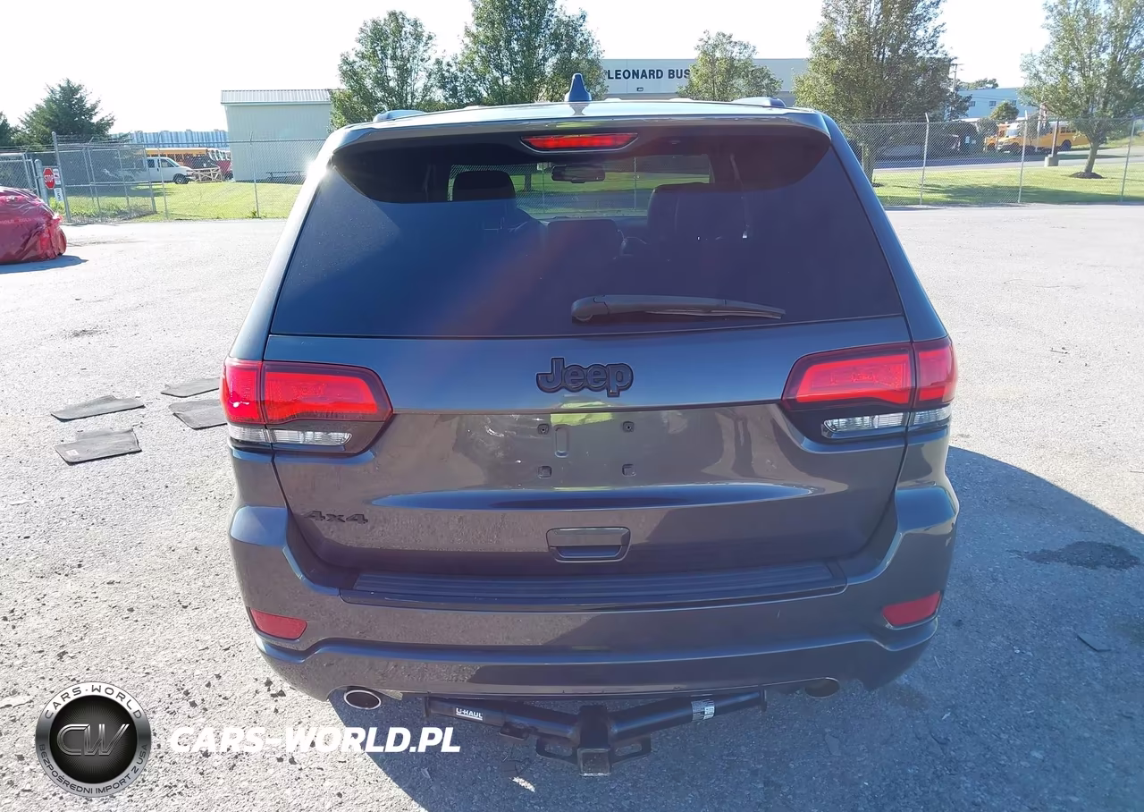 2015 Jeep Grand Cherokee Altitude VIN:1C4RJFAG2FC947891 - 16