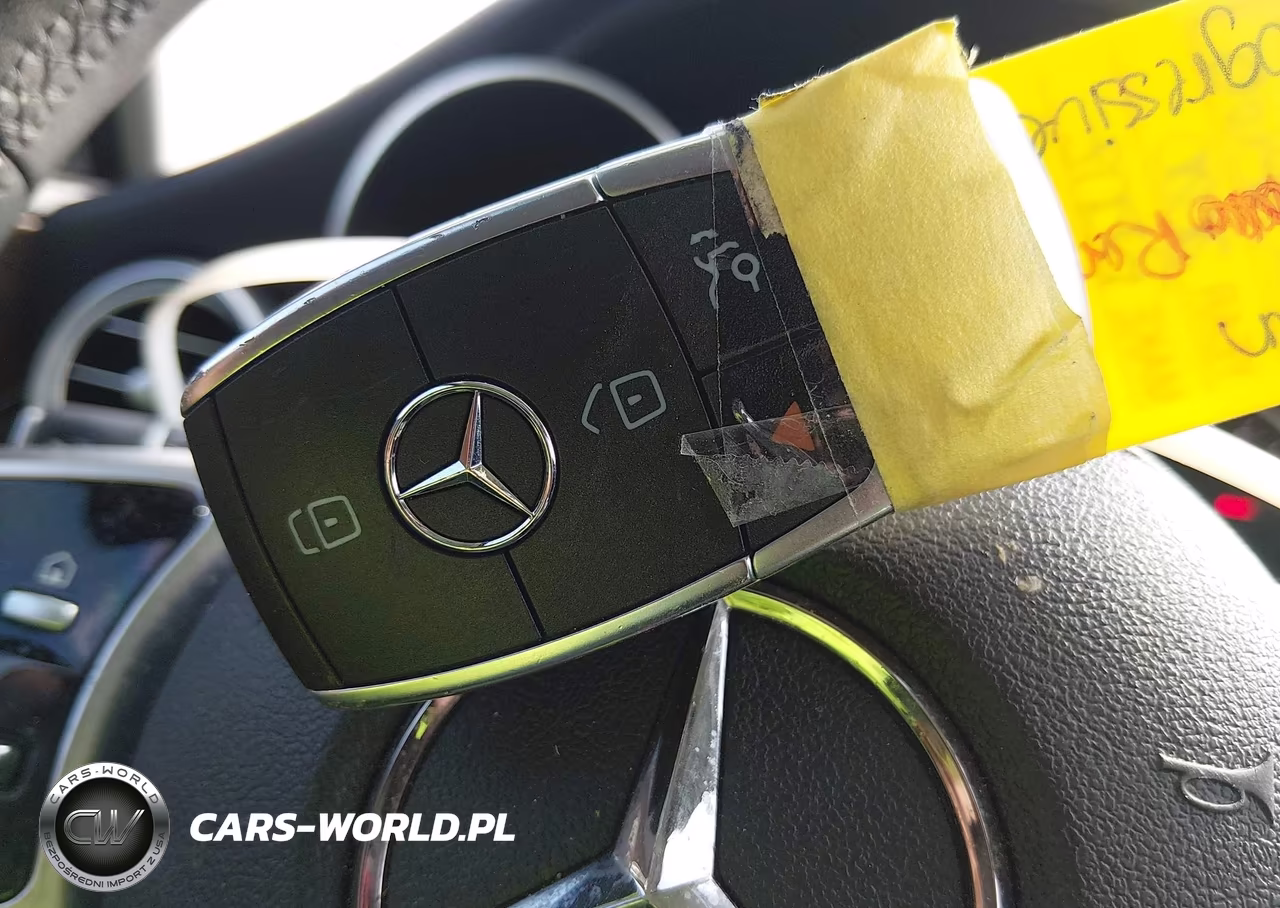 2020 Mercedes-Benz C 300 VIN:WDDWF8DB6LR549307 - 11