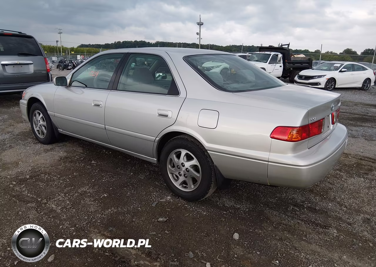 2001 Toyota Camry Le V6 VIN:4T1BF22K21U968026 - 3