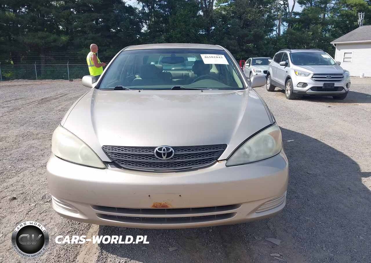 2002 Toyota Camry Xle VIN:4T1BE32K62U034414 - 12
