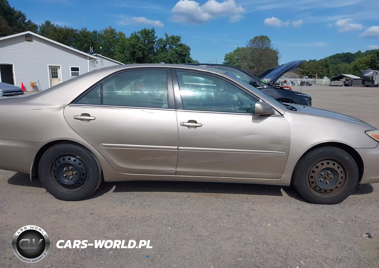 2002 Toyota Camry Xle VIN:4T1BE32K62U034414 - 13
