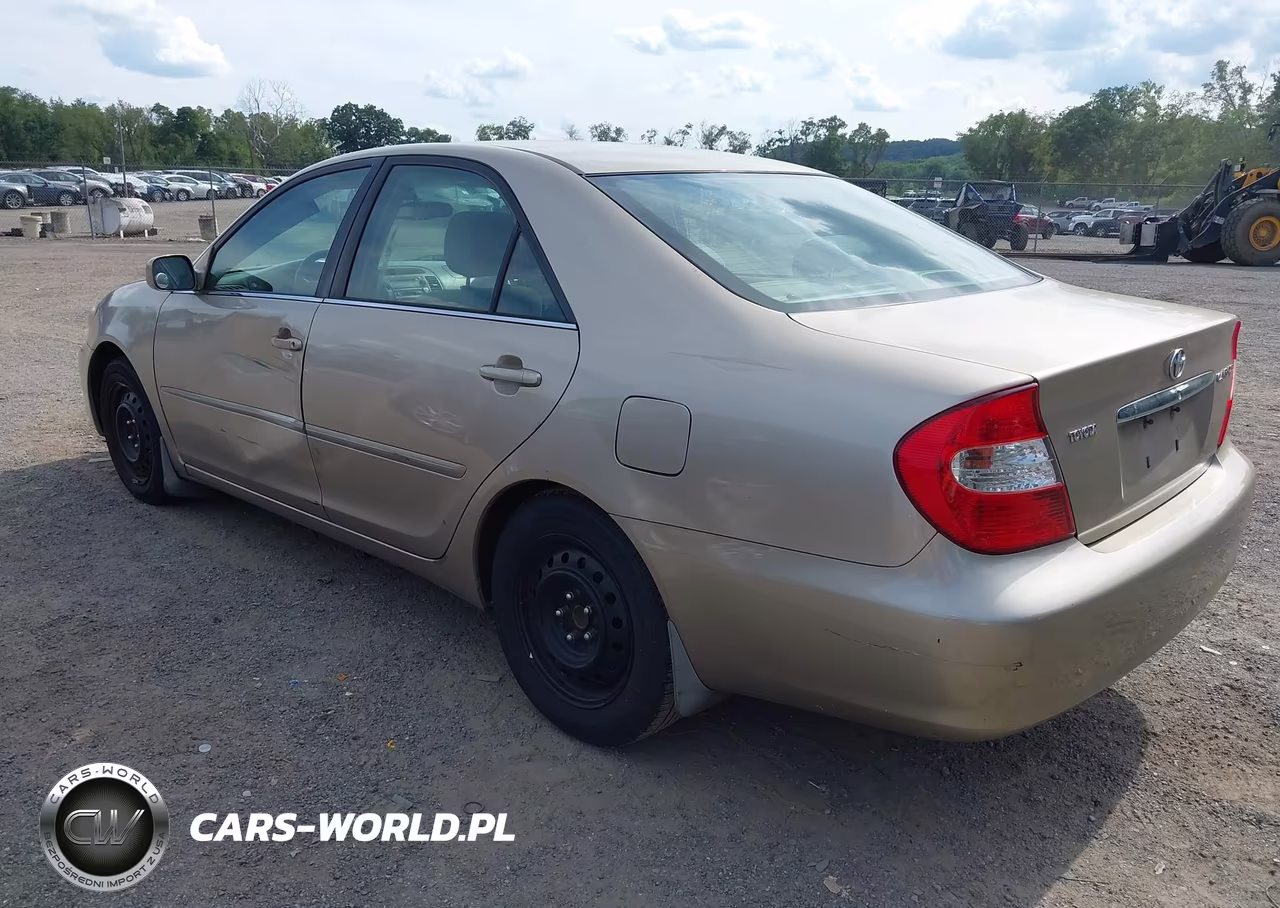 2002 Toyota Camry Xle VIN:4T1BE32K62U034414 - 3