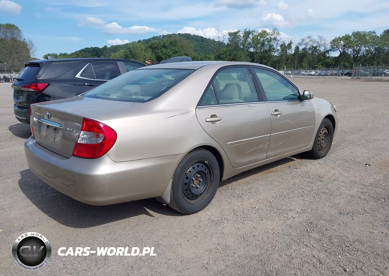 2002 Toyota Camry Xle VIN:4T1BE32K62U034414 - 4