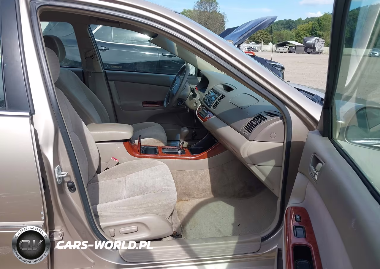 2002 Toyota Camry Xle VIN:4T1BE32K62U034414 - 5