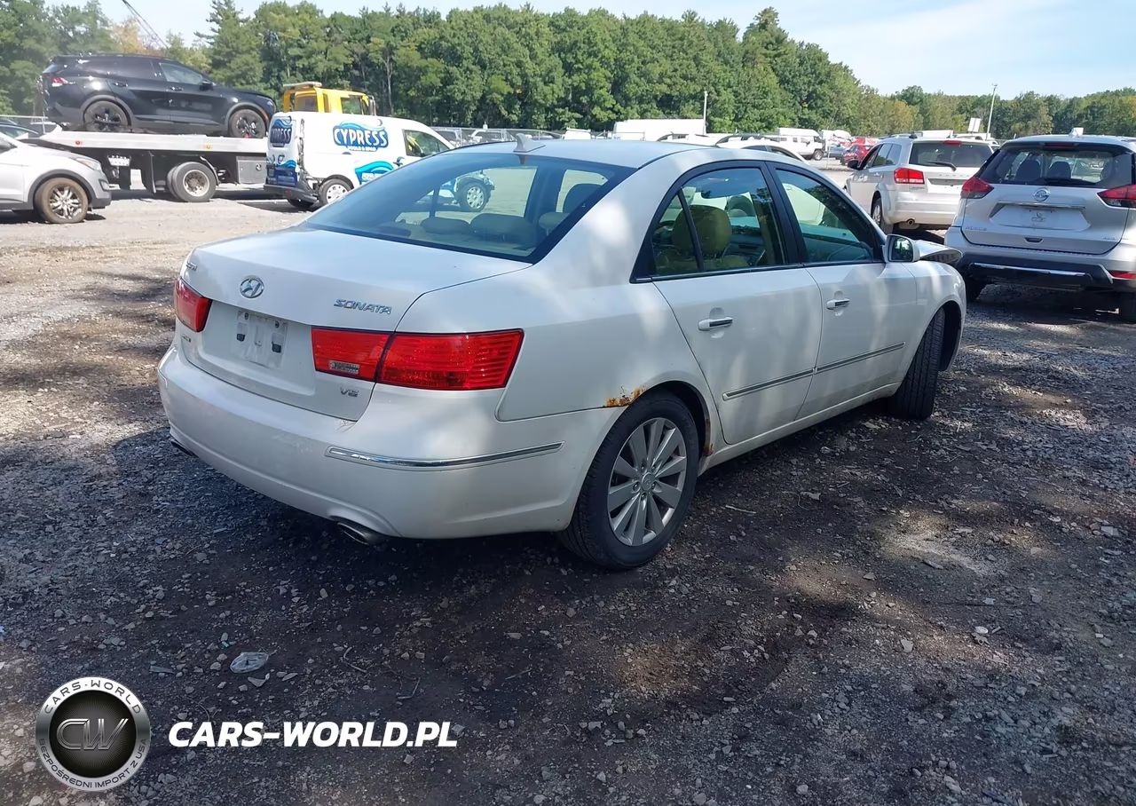2009 Hyundai Sonata Limited V6 VIN:5NPEU46FX9H550268 - 4