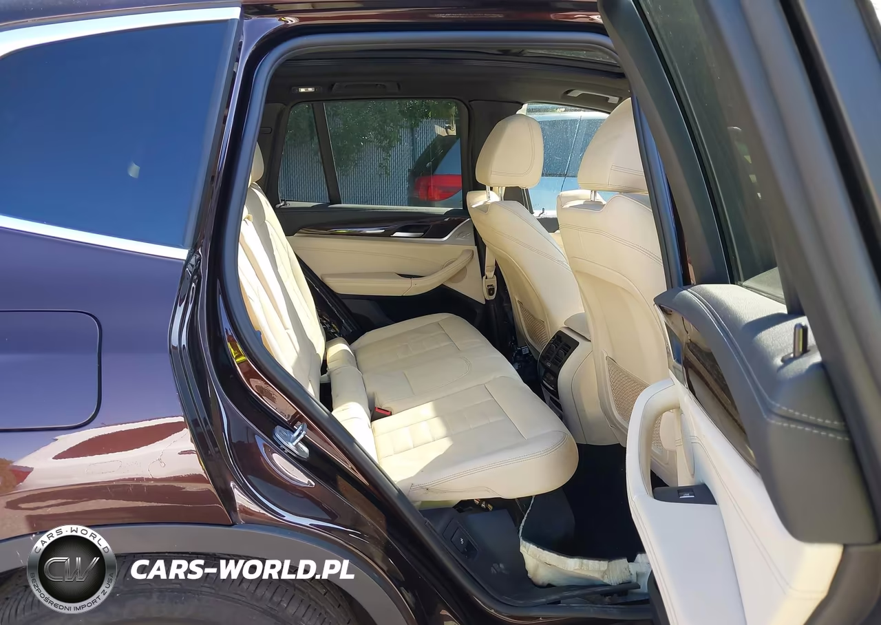 2018 BMW X3 xDrive30I VIN:5UXTR9C51JLC77837 - 8