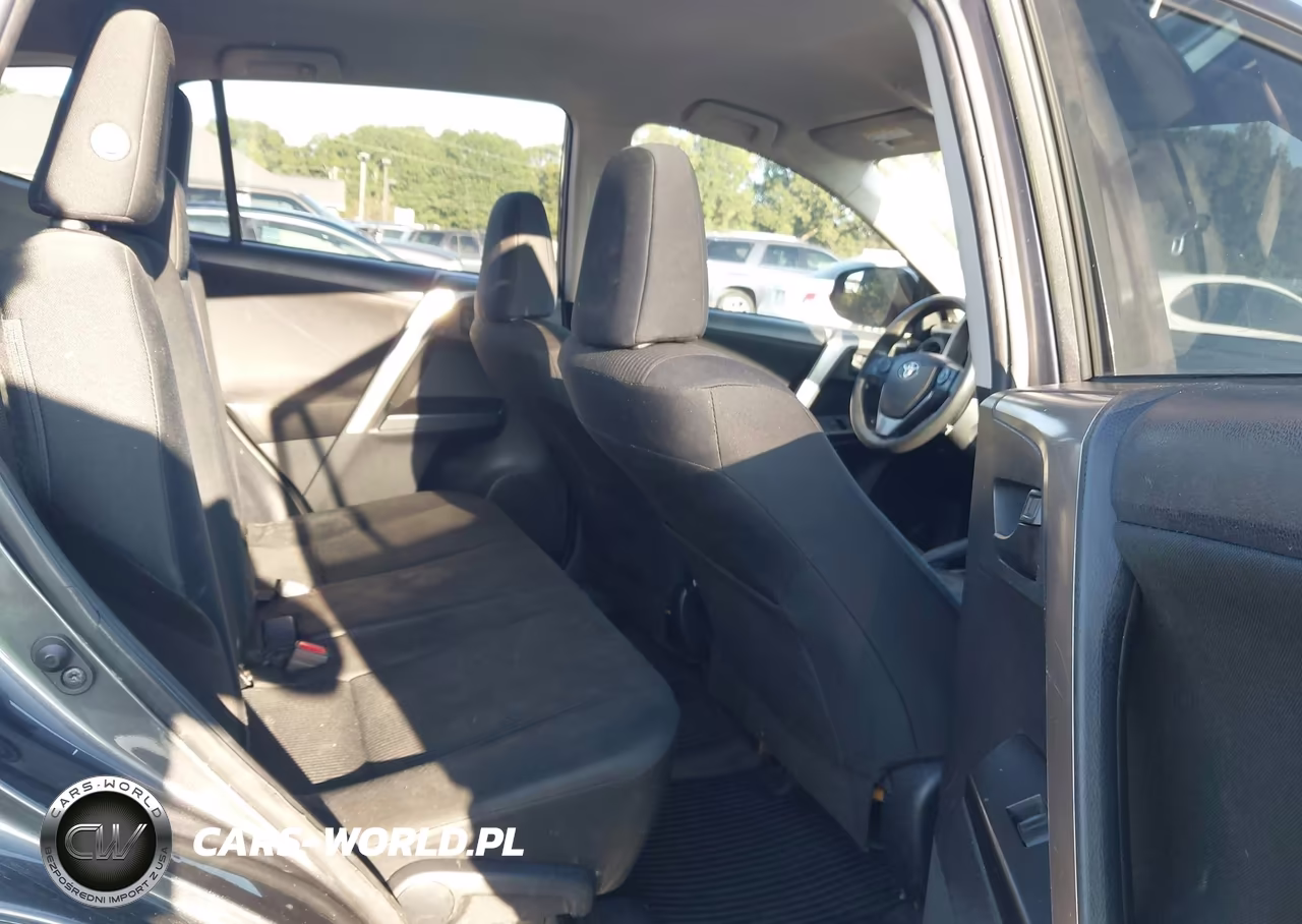 2017 Toyota Rav4 Le VIN:JTMZFREV2HJ146355 - 8