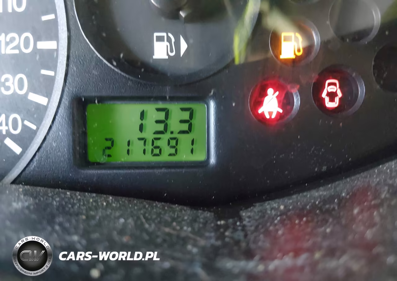 2006 Ford Focus Zx4 VIN:1FAFP34N26W135943 - 16