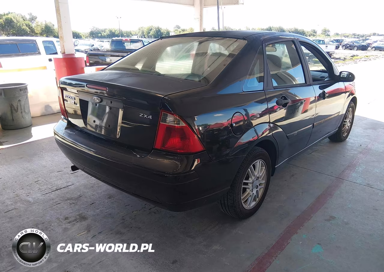 2006 Ford Focus Zx4 VIN:1FAFP34N26W135943 - 4