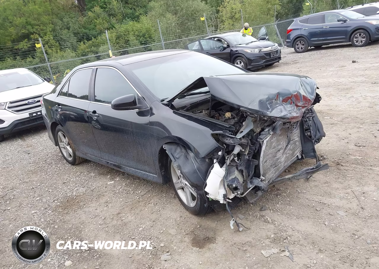 2012 Toyota Camry Se – zdjęcie 1 z 16