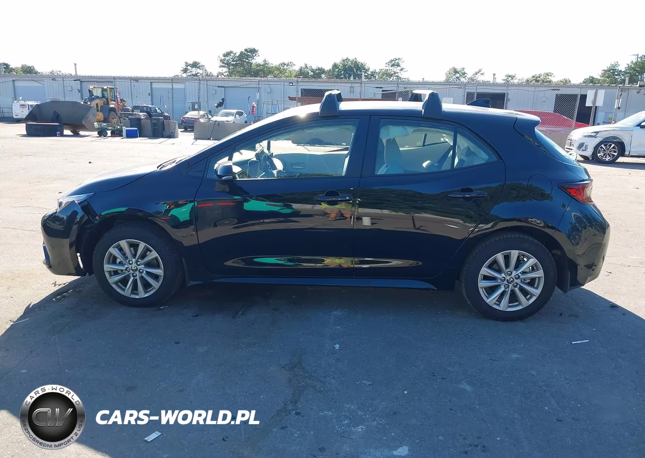 2026 Toyota Corolla Se VIN:JTND4MBE6T3271049 - 14