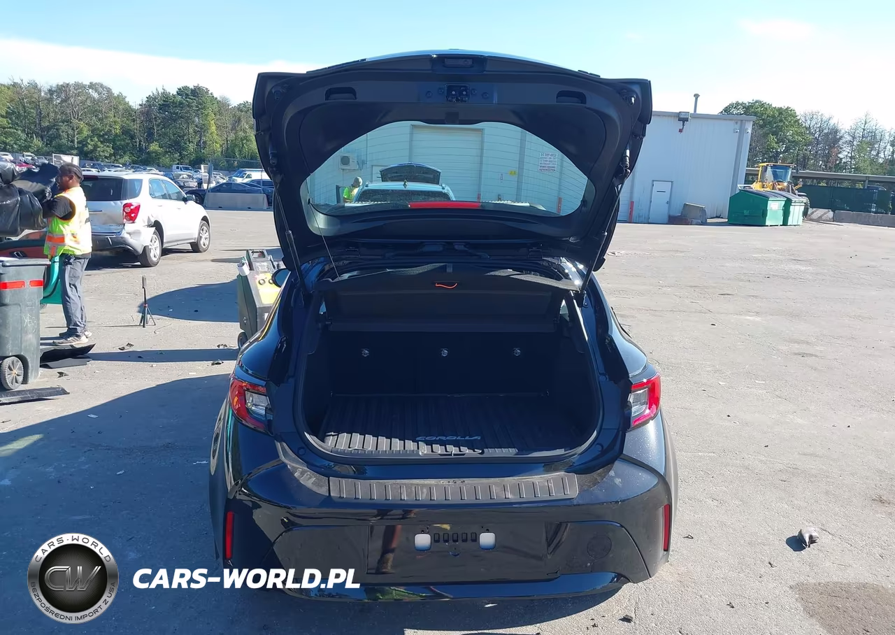 2026 Toyota Corolla Se VIN:JTND4MBE6T3271049 - 17