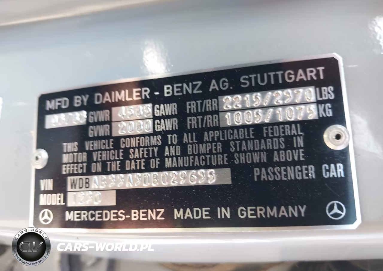 1983 Mercedes-Benz 300 Dt VIN:WDBAB33A3DB029635 - 9