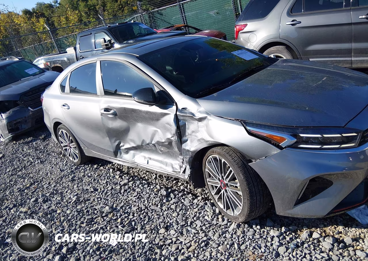 2024 Kia Forte Gt VIN:3KPF44AC3RE812279 - 6