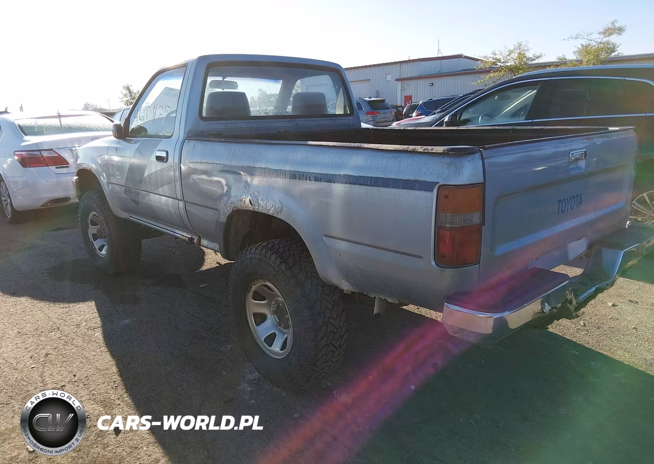 1989 Toyota Pickup 1-2 Ton Sht Wheelbase Dlx VIN:JT4RN01P7K7016422 - 3